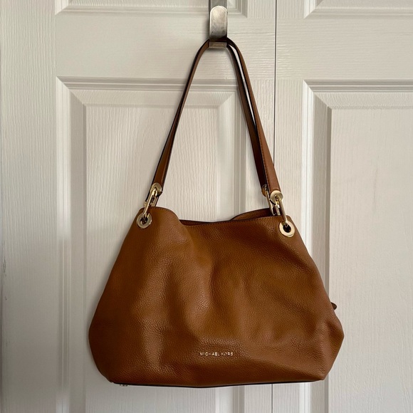 Michael Kors Tan Leather Shoulder Bag - Picture 2 of 6